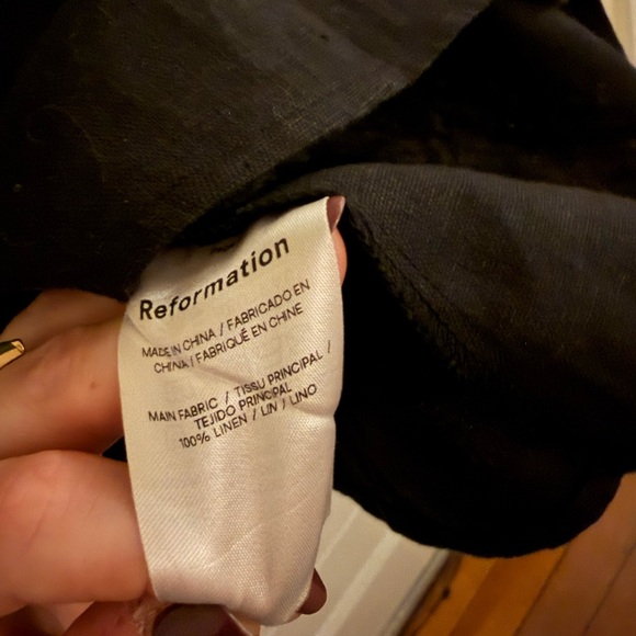 Black linen Reformation shift dress with tie straps - Picture 5 of 5